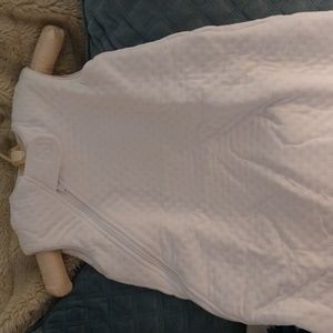 Cloud B lullaby baby zip   sleep bag white quilted NWT IN BOX